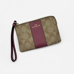 Coach Corner Zip Wristlet in in Tab and Rose/Pink